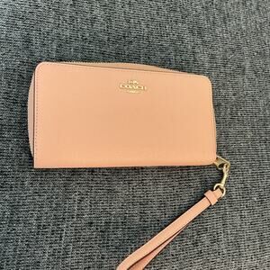 NEW COACH LONG ZIP AROUND WALLET WITH STRAP, PINK